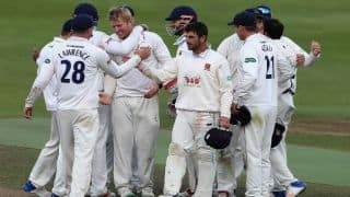 Essex within touching distance of their first County Championship title in 25 years